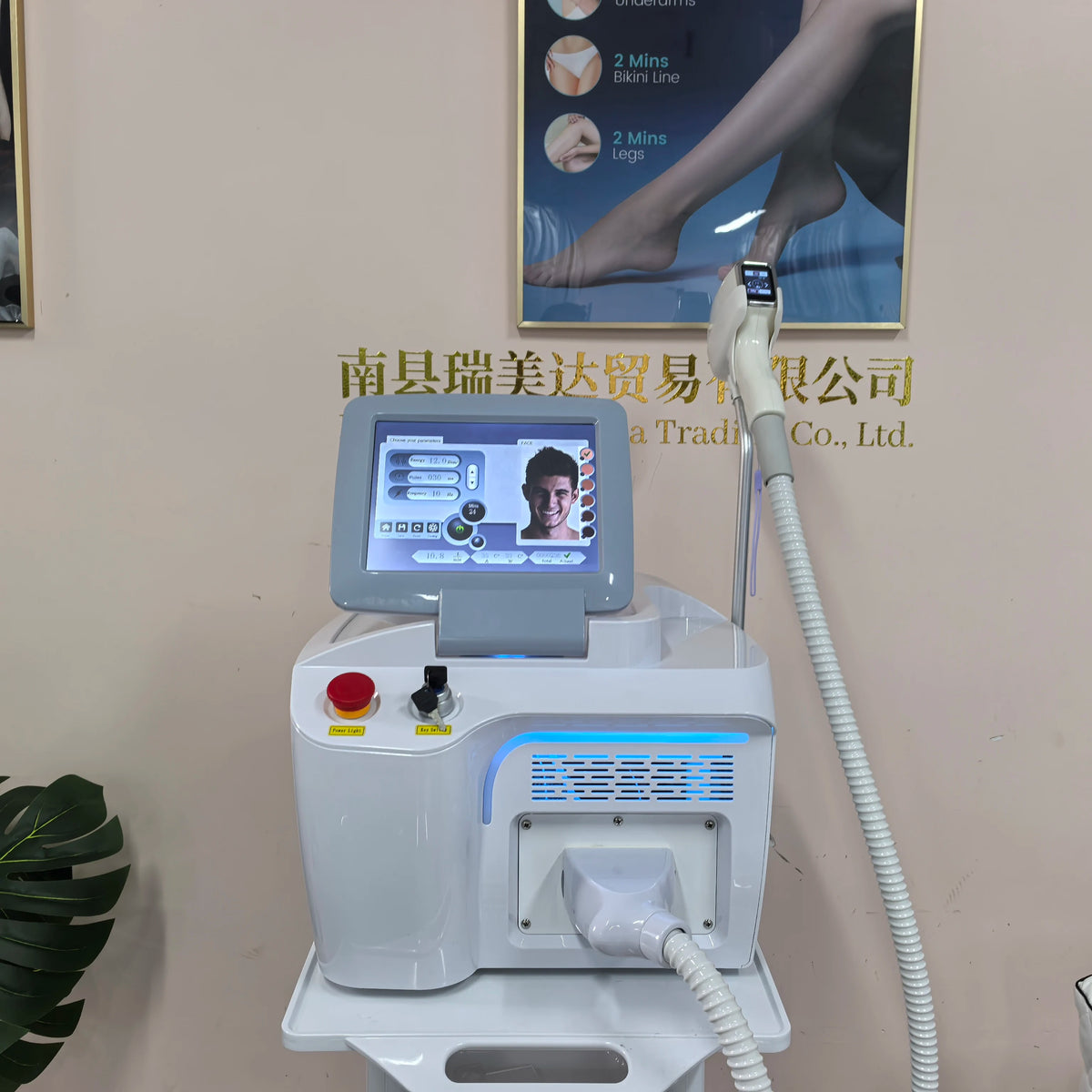 Professional Portable Salon Painless Diode Laser Hair Removal Machine 808nm 1064nm 755nm Triple Wavelength for Business