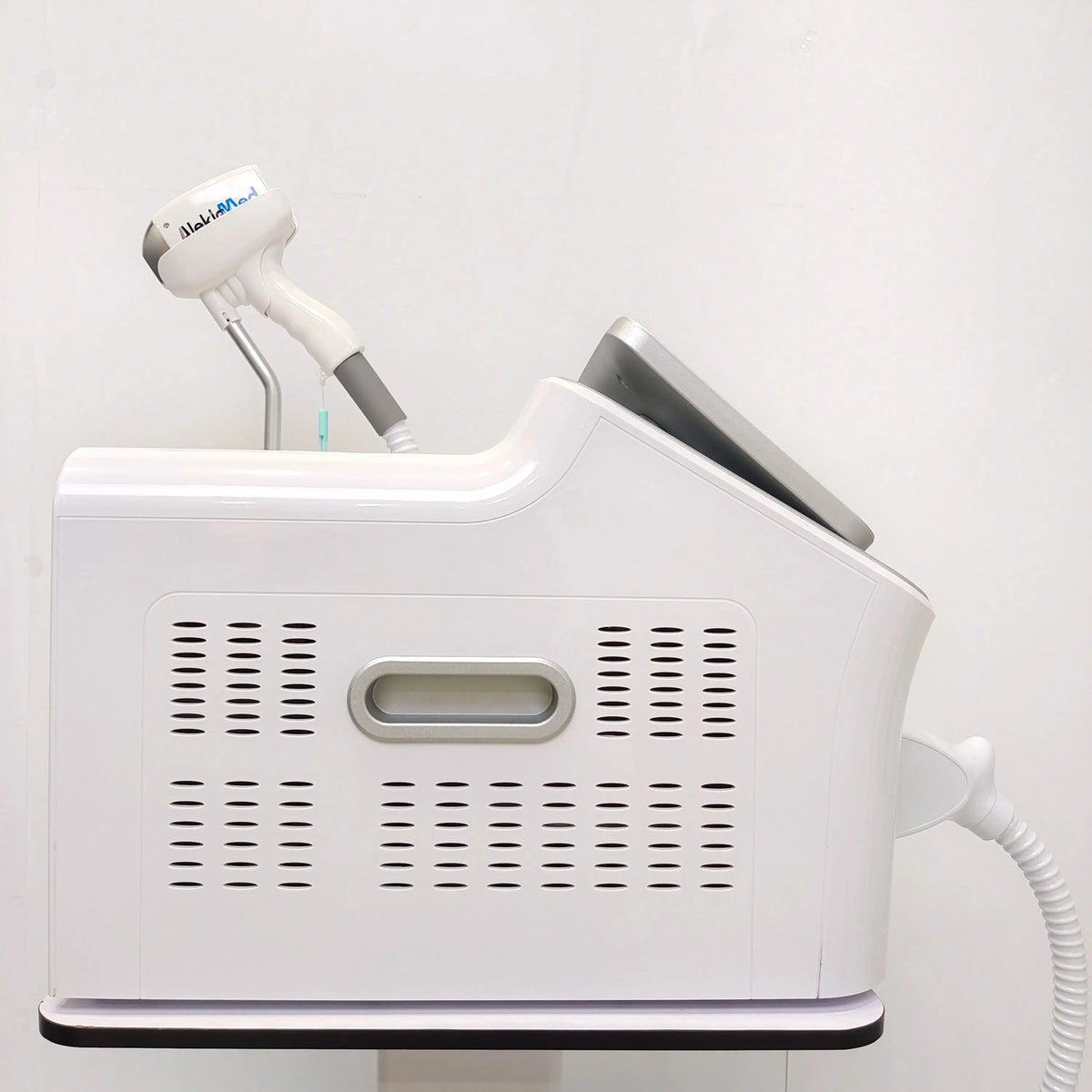 Sale 2026 4000W Soprano Diode Ice Titanium Laser Hair Removal Machine with 4 Wavelengths Alexandrite Hair Removal Device